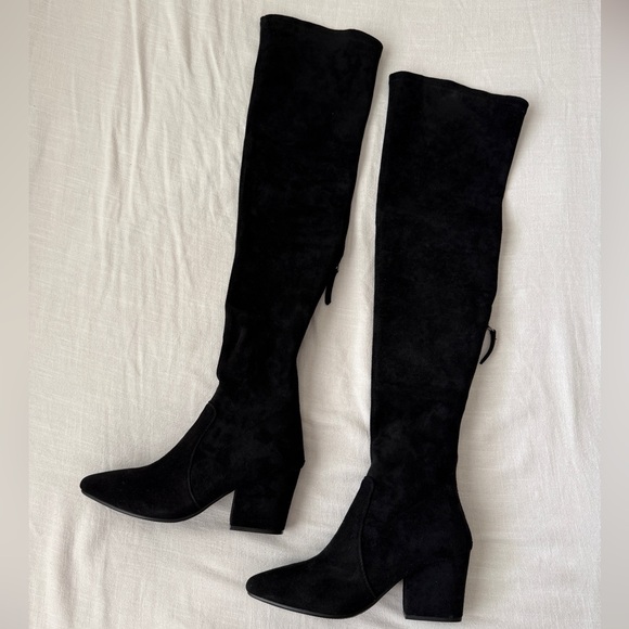 Goodnight Macaroon ‘Ellis’ Black Suede Over the Knee Women\'s Boots